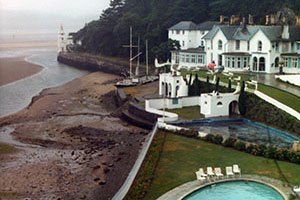 Click for previous image...