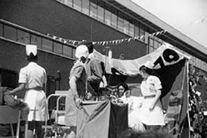 Click for previous image...